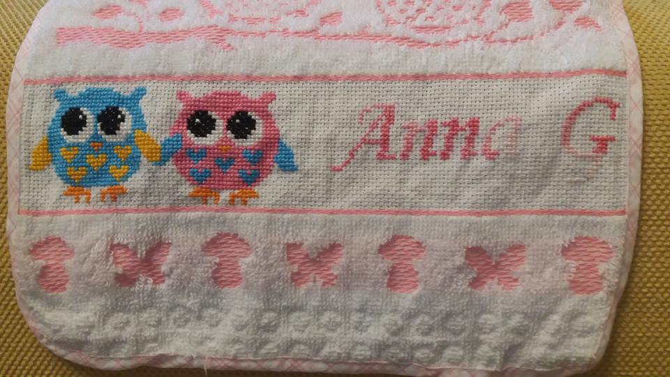 Cross stitch baby bib with name Anna G by Facebook Fan Grazia Vecchiato (1)