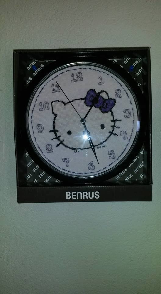 Cross stitch clock with Hello Kitty work photo author facebook user Carrie Renae Uetz 2