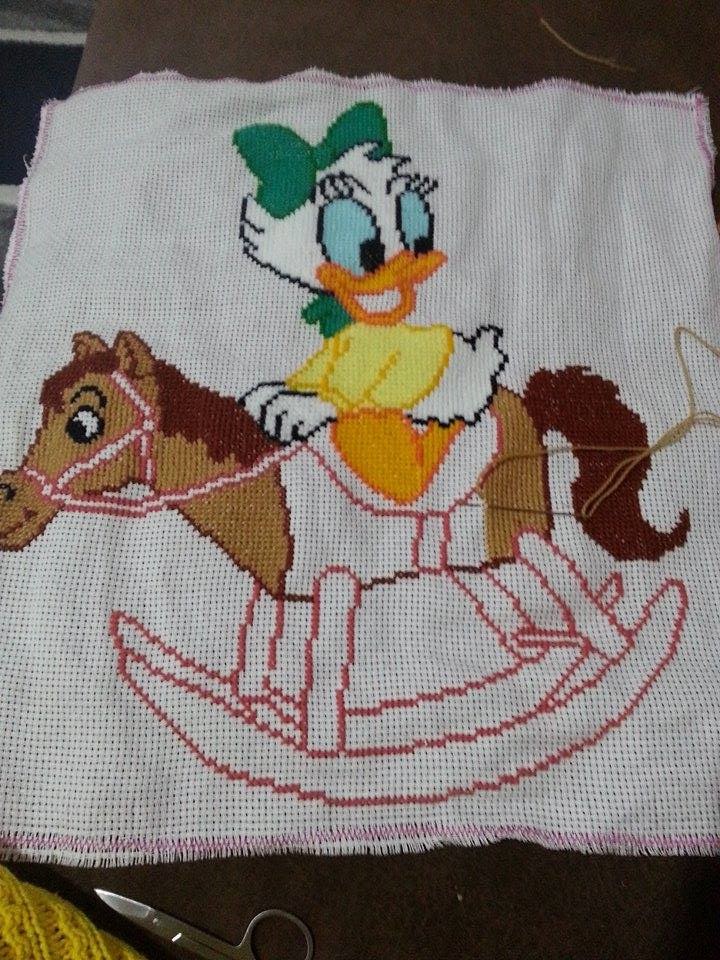 Cross stitch completed work photos Disney baby Daisy Duck author Facebook Fan Vera Vera Valeria (2)